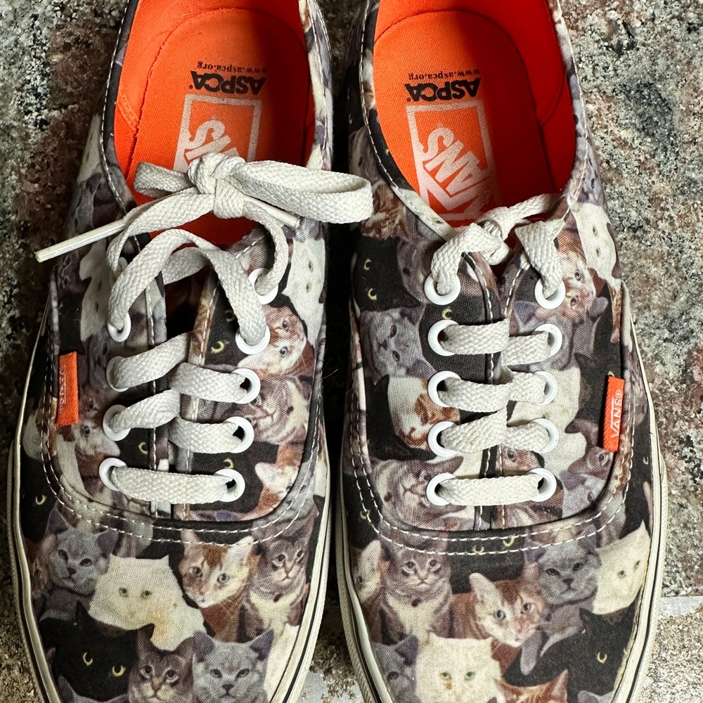 Vans Gray and Orange Cat Print Clothing